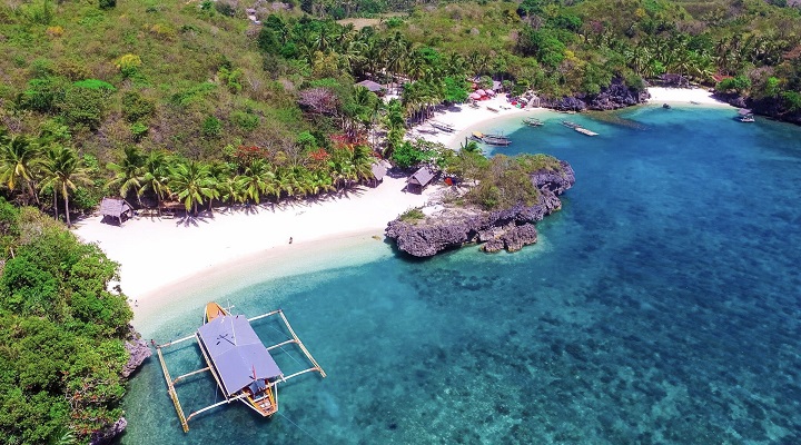Tatlong Pulo Island